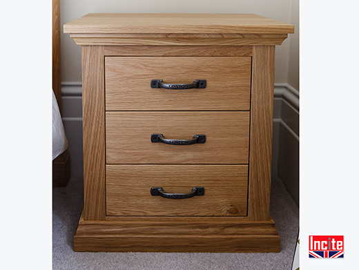 Classic Oak 3 Drawer Bedside Cabinet Incite Interiors